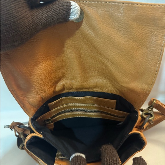 Brand new Wanderers Travel Co. Leather Bag - Picture 4 of 8